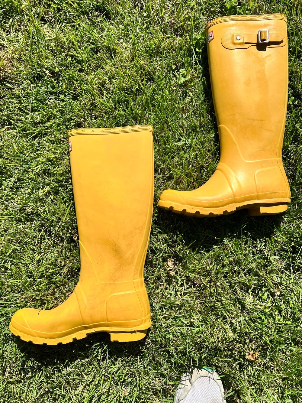 Hunter Original Tall Rubber Rain Boots in Vibrant Yellow 7 Model W23499 7F 6M - Picture 9 of 17